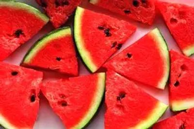 برای یلدا هندوانه هایی را انتخاب کنید که ناف کوچکتری دارند