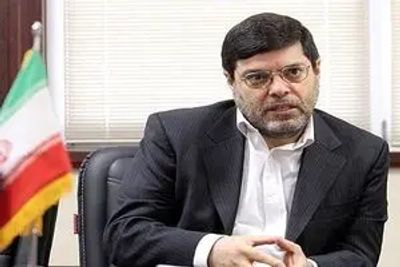فرزند پزشک رهبر انقلاب: رهبری جایی نمی‌رود