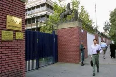 انگلیسی ها ایران را ترک کردند