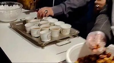 سرو چای با آب زمزم و نسکافه با آب تنگه هرمز