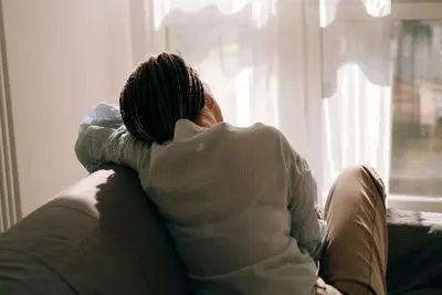 بعد از ضربه به سر، مراقب این تغییرات در روزهای آتی باشید