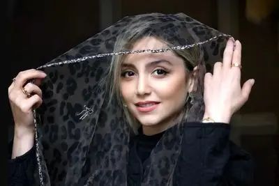 آواز اصیل؛ نازنین بیاتی تو کنسرت خواننده معروف برای خودش پپسی باز کرد