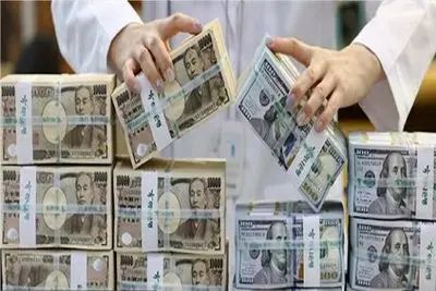 قیمت دلار آزاد و توافقی امروز سه شنبه ۵ خرداد ۱۴۰۵