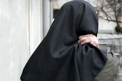 فریاد بی‌صدای «دخترِ نادیده»؛ قصه سقوط از رتبه‌های برتر درس تا چنگال شیشه