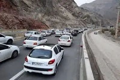 جاده چالوس دوباره بسته شد / ترافیک فوق سنگین در جاده هراز و فیروزکوه