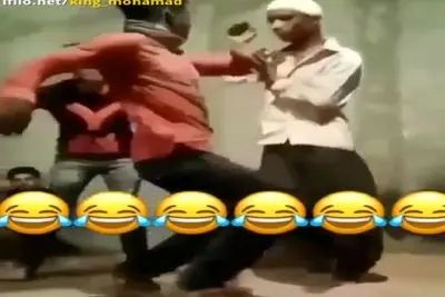 آواز شاد؛ تقلید رقص مار کبری توسط جوونای شیلنگی و ترکه ای