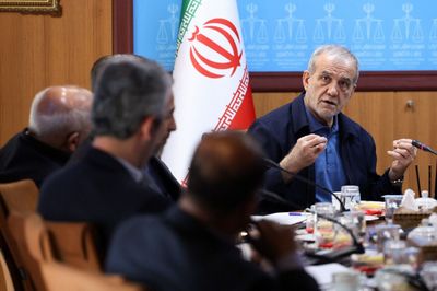 دستور پزشکیان مهم برای حفظ ثبات بازار و جلوگیری از التهاب قیمتی