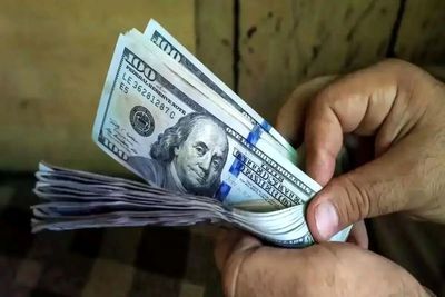 پیش‌بینی قیمت دلار خرداد ۱۴۰۵ / دلار بخریم یا بفروشیم؟