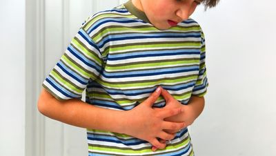 عوارض خطرناک نگه داشتن مدفوع