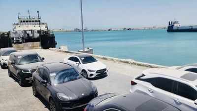 نخستین محموله‌ خودرو از عمان وارد کشور شد؛ جزئیات و تعداد خودروها