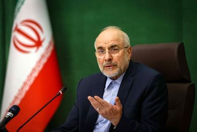 قالیباف: چک سفید امضا به کسی نمی‌دهیم، اما در تله درگیری‌های فرسایشی نیز نباید بیفتیم/ تا مطمئن نشویم که حقوق ملت ایران را گرفته‌ایم، هیچ توافقی را تأیید نمی‌کنیم/ در حال عقب نشاندن دشمن در یک جنگ بزرگ و تاریخ‌ساز هستیم
