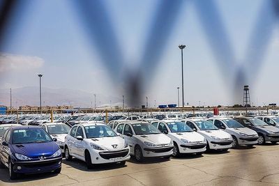قیمت خودرو در بازار آزاد امروز دوشنبه ۱۱ خرداد 1405+ جدول قیمت‌ها