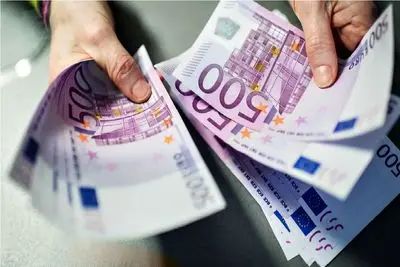 قیمت یورو امروز چهارشنبه 13 خرداد 1405