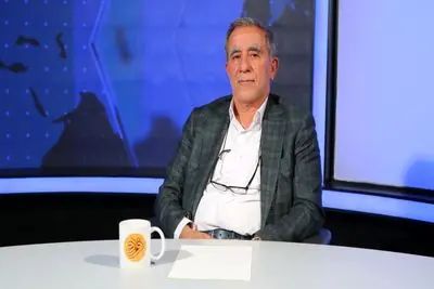حداقل 10 سال زمان لازم است تا شرایط مسکن کشور عادی شود / نمی شود رانت خوار را حذف کرد و رانت  را نه / بحث پیمانکار چینی در کشور ما معنی ندارد/ همانطور که قبرخوابی داشتیم پیاده رو خوابی هم خواهیم داشت