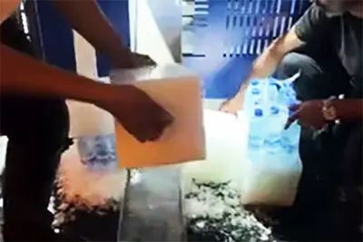 پای دستگاه‌ یخ‌ساز به مهمونی ده کیلومتری باز شد