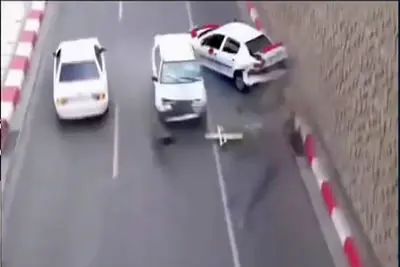 فیلم لحظه تصادف عروس و داماد سنندجی با پراید