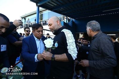 تاجرنیا شایعات را تکذیب کرد؛ بختیاری‌زاده همچنان سرمربی استقلال می‌ماند