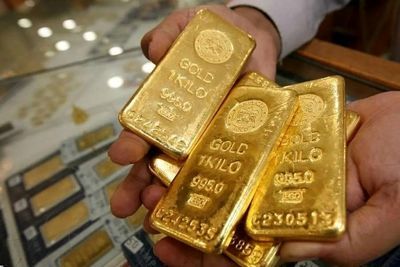 ریزش قیمت جهانی طلا کلید خورد / اونس به کانال ۴۴۰۰ دلار عقب نشست