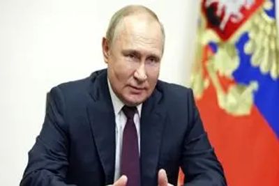 پوتین: ما می‌توانیم اورانیوم مورد نیاز ایران را برای مصارف صلح‌آمیز تأمین کنیم/ تهران به دنبال سلاح هسته‌ای نیست/ ما نگرانی‌های اسرائیل را درک می‌کنیم، اما تأسیسات هسته‌ای بوشهر باید محافظت شوند