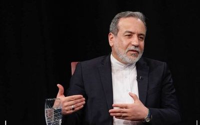 پاسخ سخت عراقچی به مقام لبنانی؛ ما مدت‌ها پیش به توافق رسیده بودیم اگر... | ظاهرا این ایران است که کشور او را روزانه بمباران می‌کند!
