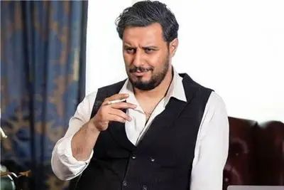 سکانس خندان؛ واکنش مردم وقتی میفهمن جواد عزتی مهمون برنامه اس مجریو پُکوند