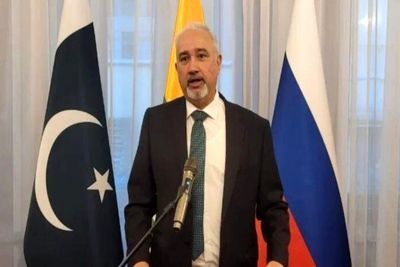 سفیر پاکستان: اسلام‌آباد همچنان آماده میانجی‌گری و میزبانی مذاکرات ایران و آمریکا است/جنگ‌ها راه‌حل مشکلات نیستند، به خصوص وقتی که ۲۲ درصد از منابع انرژی جهان از طریق تنگه هرمز تامین می‌شود
