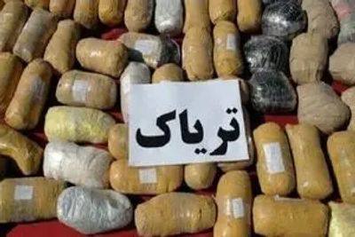 دستگیری سه قاچاقچی در محل دپوی مواد مخدر