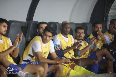 جزئیات قرارداد فاجعه‌بار جنپو با استقلال؛ یک میلیون دلار دود شد!