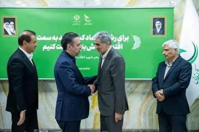 امضای تفاهم‌نامه تامین مالی نوین دانش‌بنیان بین بانک صادرات ایران و صندوق نوآوری و شکوفایی