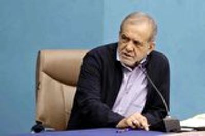 پزشکیان: امروز بیش از هر زمان به مدارا، گفت‌وگو، تحمل تفاوت‌ها، همبستگی و همکاری نیاز داریم / جامعه با خشم، پرخاش و دوقطبی‌سازی پیش نمی‌رود