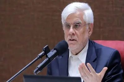 عارف: مسئولان کشور هیچ اختلافی درباره متن و پیشنهادات مذاکره ندارند