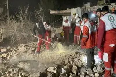 تخلیه۱۰ هزار تن پسماند ساختمانی جنگ ۱۲ روزه در تهران/انتقال ۲۰ درصد پسماندهای جنگ رمضان