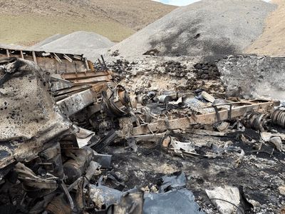 موشک‌ها ۴ صبح کارخانه را با خاک یکسان کردند + تصاویر | این تنها روایت یک حمله نیست...