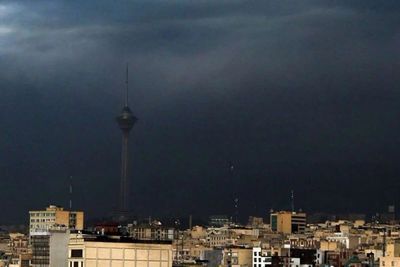 ببینید | تایم‌لپس دیدنی از شبی که به انبار نفت‌ها در تهران حمله شد