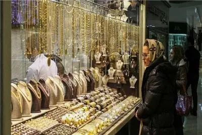 قیمت طلا امروز یکشنبه 17 خرداد 1405؛ دلار مسیر جدیدی برای بازار طلا می‌سازد؟
