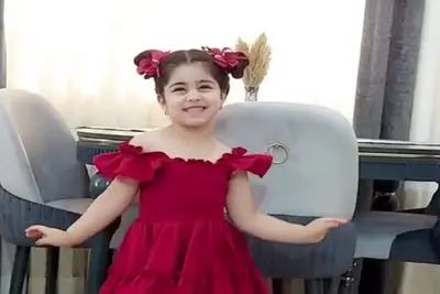 آواز شادانه؛ یه همچین دختری تو هر خونه ای باشه مامان باباها اصلا پیر نمیشن