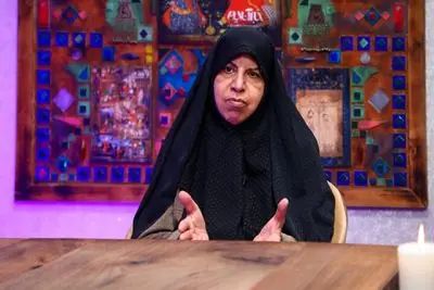 وحید دستجردی: ۱۱ نوه رهبر شهید انقلاب را من به دنیا آوردم