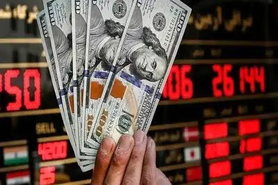 بازار آزاد طلا و ارز در ایران بهشت قاچاقچیان و مفسدان اقتصادی است