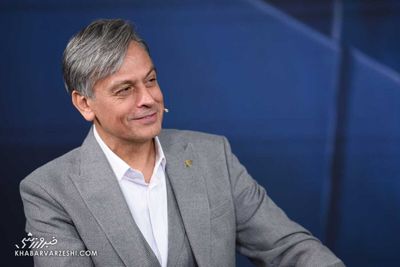 مدیر پرسپولیس از ایران می‌رود و مفسر جام جهانی می‌شود