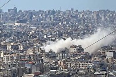 ببینید / حمله اسرائیل به ساختمانی در ضاحیه بیروت