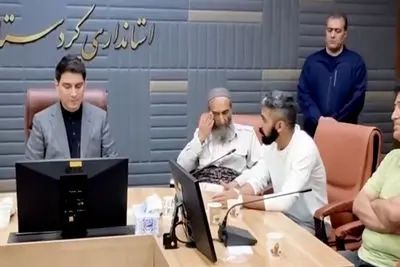 جلسه استاندار کردستان و شهروندان سنندجی برای کمک به 2 خواهر زندانی در دستان پدر نامهربان