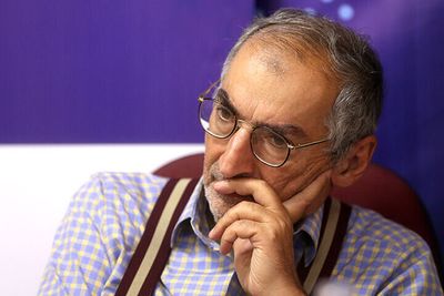 اعلام جرم جدید دادستانی تهران علیه فعال سیاسی مشهور