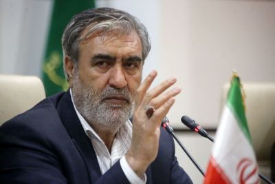 عزیزی: دشمن فقط زبان زور می‌فهمد