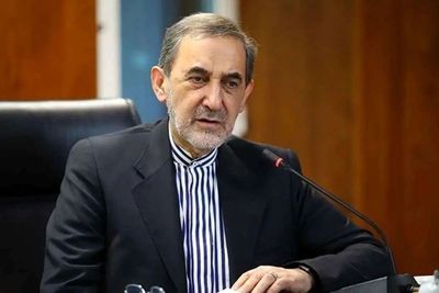 ولایتی خطاب به آمریکا: امنیت امروز باب‌المندب، نباید دشمن را دچار خطای محاسباتی کند؛ حلقه‌های مقاومت توان قفل کردن هر دو آبراه را دارند/ انتخاب با شما است؛ توقف حماقت یا ورود به موازنه ضابطه‌مند شدن دو تنگه