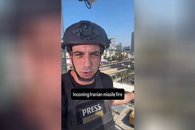 ببینید | تصاویر منتشر شده توسط خبرنگار فاکس نیوز از شنیده شدن صدای آژیرهای خطر در تل‌آویو