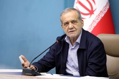 پزشکیان: برابر هیچ تهدیدی عقب‌نشینی نمی‌کنیم
