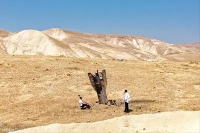 توضیح درباره حواشی عکس مرد اسرائیلی با موشک ایران