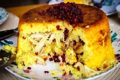 طرز تهیه ته چین مرغ زعفرانی در ماهیتابه