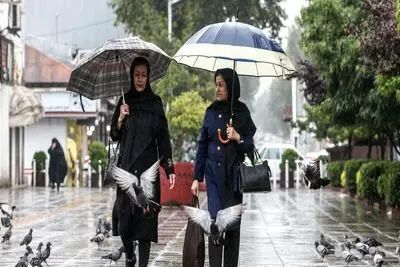 رگبار باران در ۱۳ استان نیمه شمالی کشور