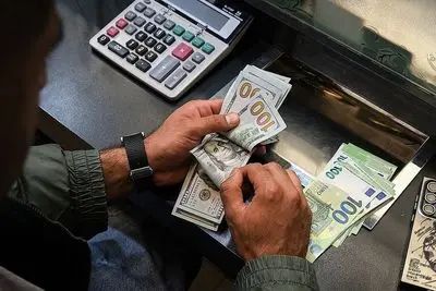 قیمت دلار امروز سه‌شنبه 19 خرداد 1405